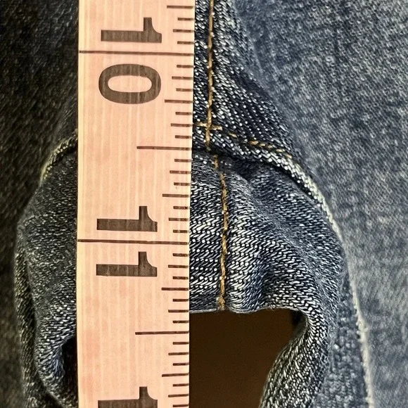 J. Crew Women's Ankle Length Distressed Raw Hem Medium Wash Jeans Size 29 - Picture 6 of 15